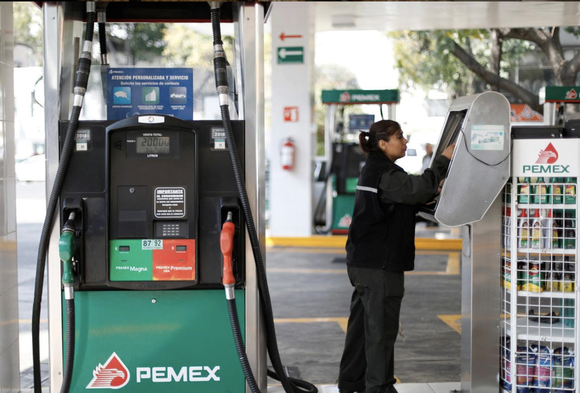 Se desploma demanda de gasolina en México